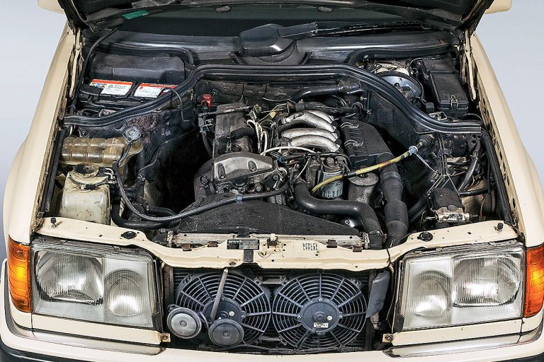 Mercedes-Benz M103 E30 3.0 Engine