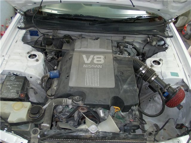 Nissan VH41DE 4.1L engine