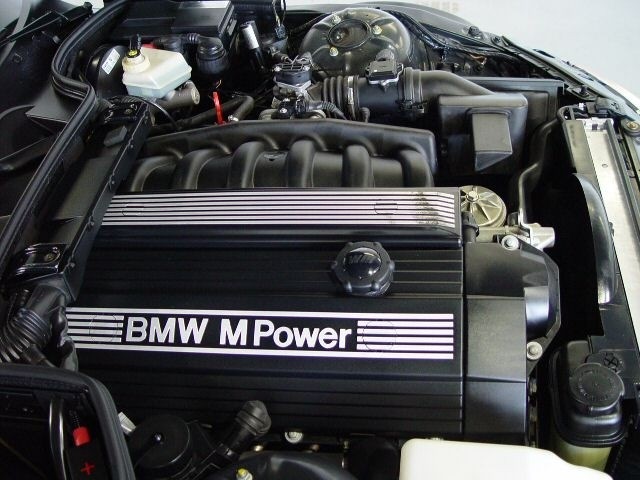 BMW S50B32 engine