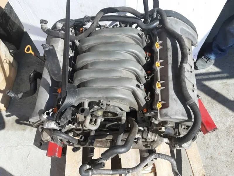 Audi 3.7 BFL engine