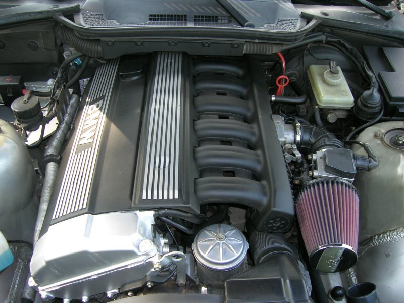 BMW M52B25, M52TUB25 Engine