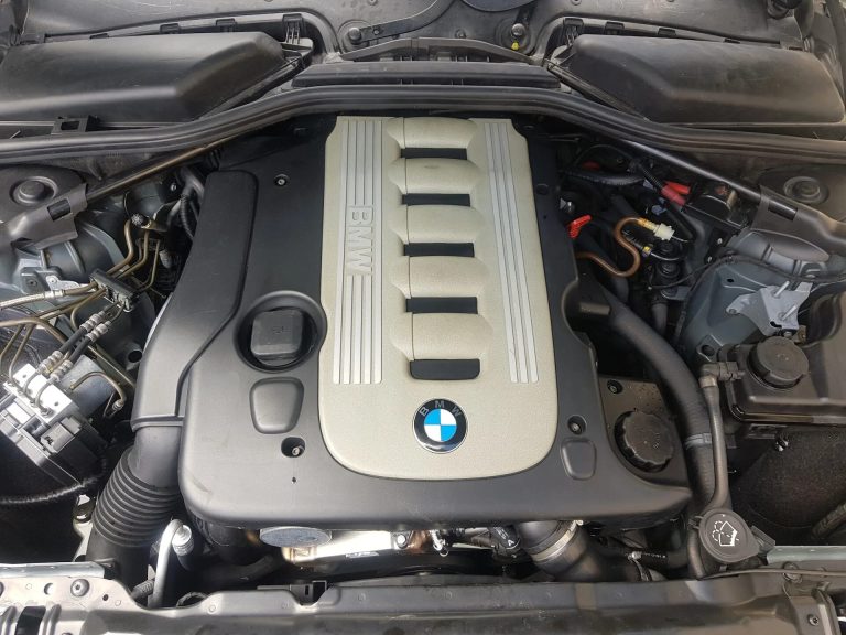 BMW M57D25 Engine