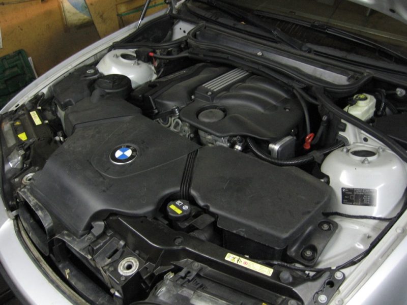 BMW N42B20 engine