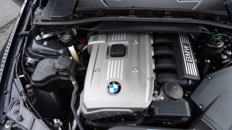 BMW N52B30 engine