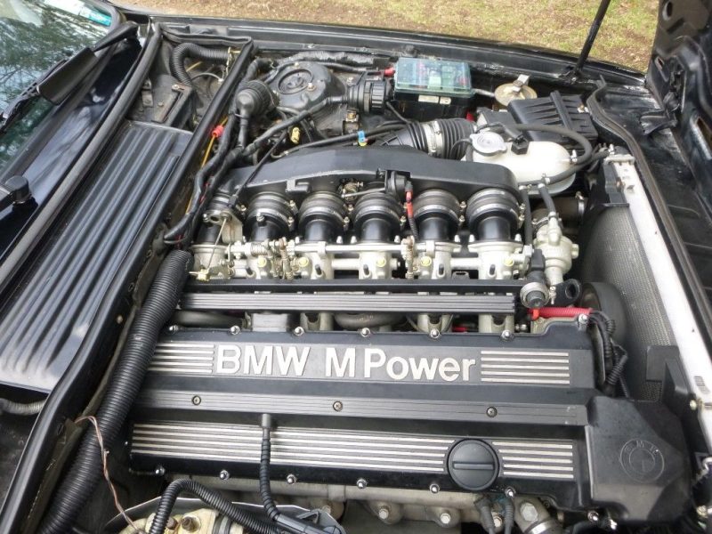 BMW S38B36/S38B38 engine