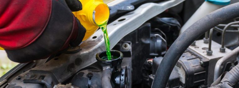 Can antifreeze of different colors be mixed