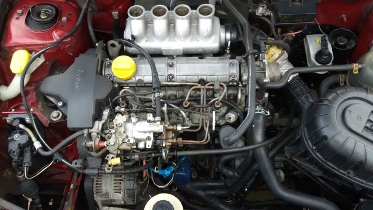 Renault F8Q 1.9 diesel engine