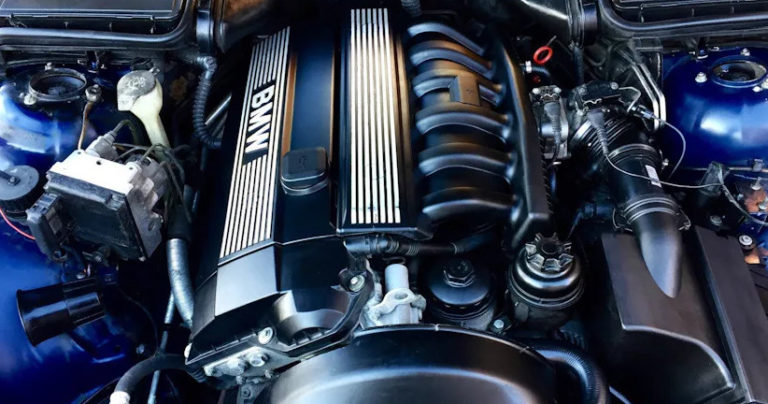 BMW M52B20 / M52TUB20 Engine